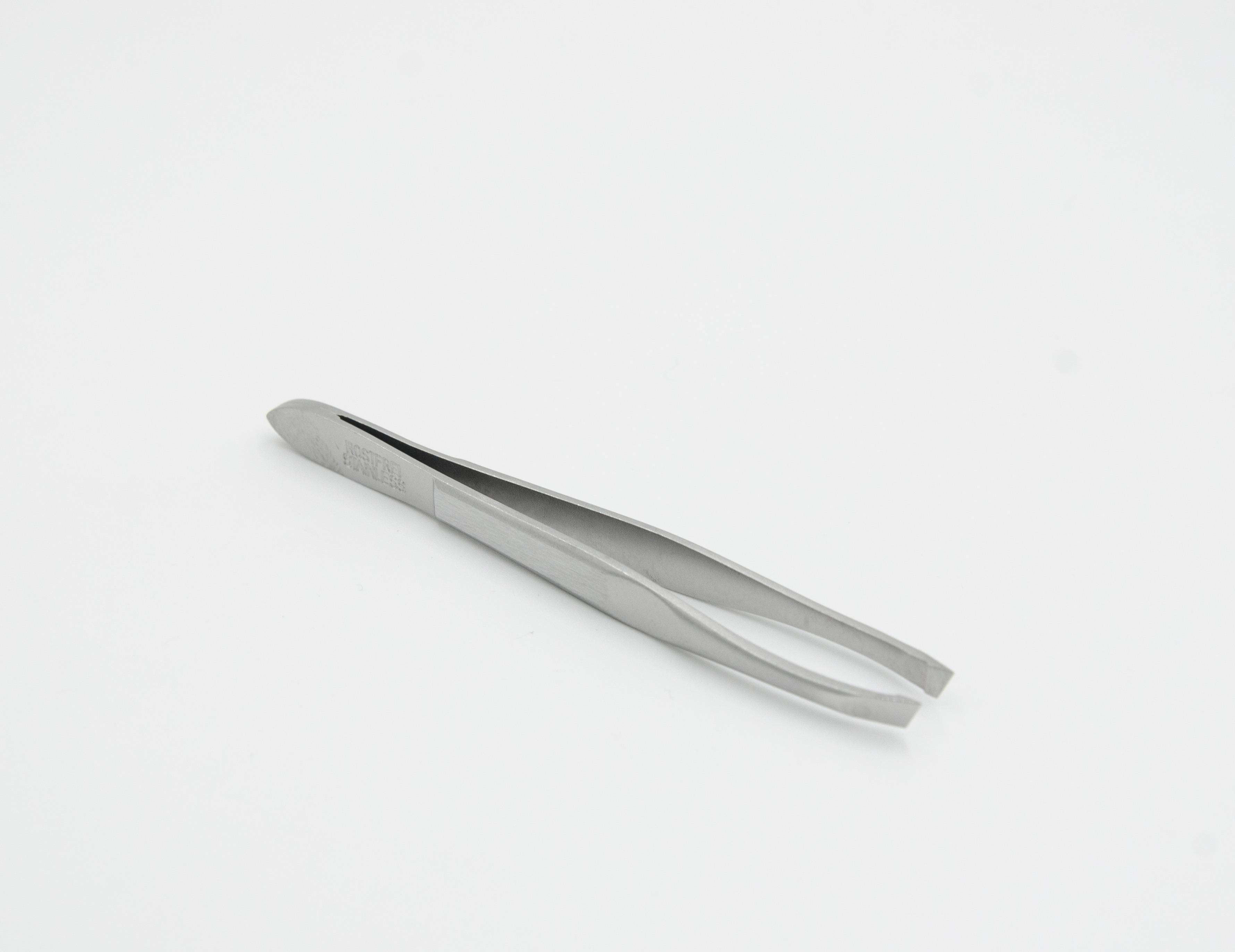 Пинцет Dovo скош.узкий 466 3046