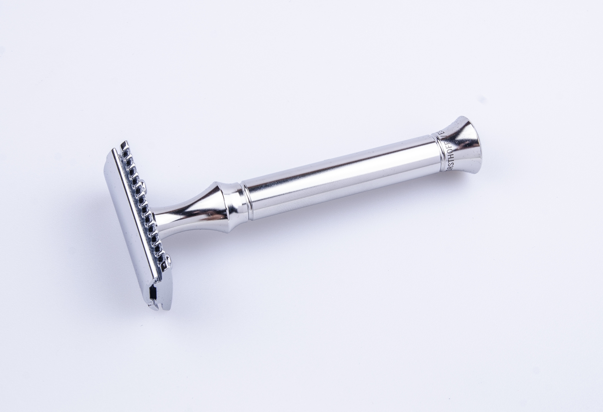 Т-образная бритва из нержавеющей стали Timor с гребенкой 1350K