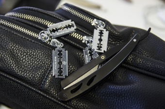 Black Style Бритва со сменными лезвиями  BLC41 