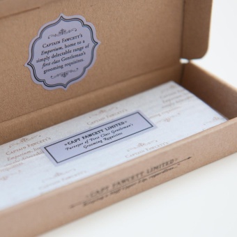 Captain Fawcett Кожаный чехол к складной расческе для бороды CAPTAIN FAWCETT CF362