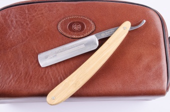 Бритвенный набор Dovo, Merkur с опасной бритвой Dovo Natural 556 056 