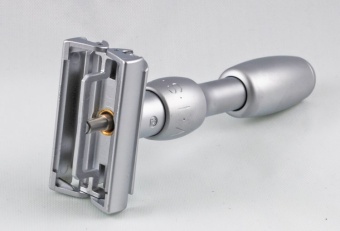 Сатинированный Т-образный станок Merkur Vision 2000 002 