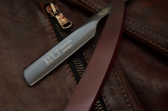 Опасная бритва Wacker Kult 4/8” 2011 акрил красн. 4/8" 