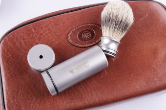 Бритвенный набор Dovo, Merkur с опасной бритвой Dovo Natural 556 056 