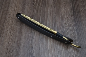 Опасная бритва Dovo Bergischer Löwe Buffelhorn 5/8” 3 580 