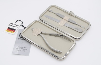 Маникюрный набор 3 предмета "CROCO" 2271-06CR