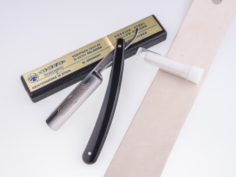 Подарочный набор с опасной бритвой Dovo D 100 